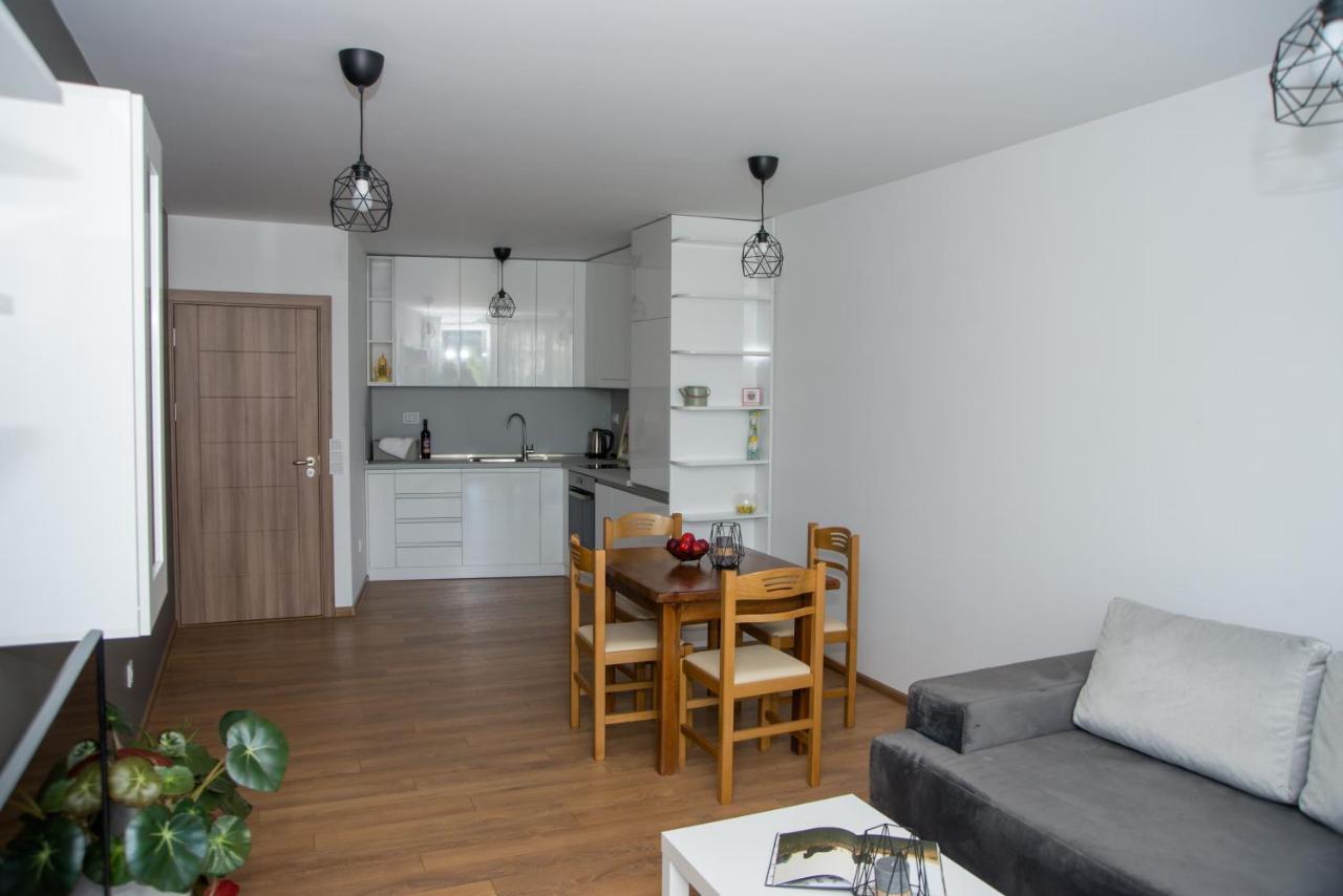 בלאגובגראד Apartament Intense מראה חיצוני תמונה